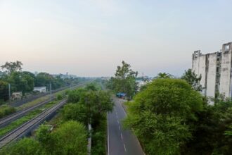 a view of a train track from a high viewpoint